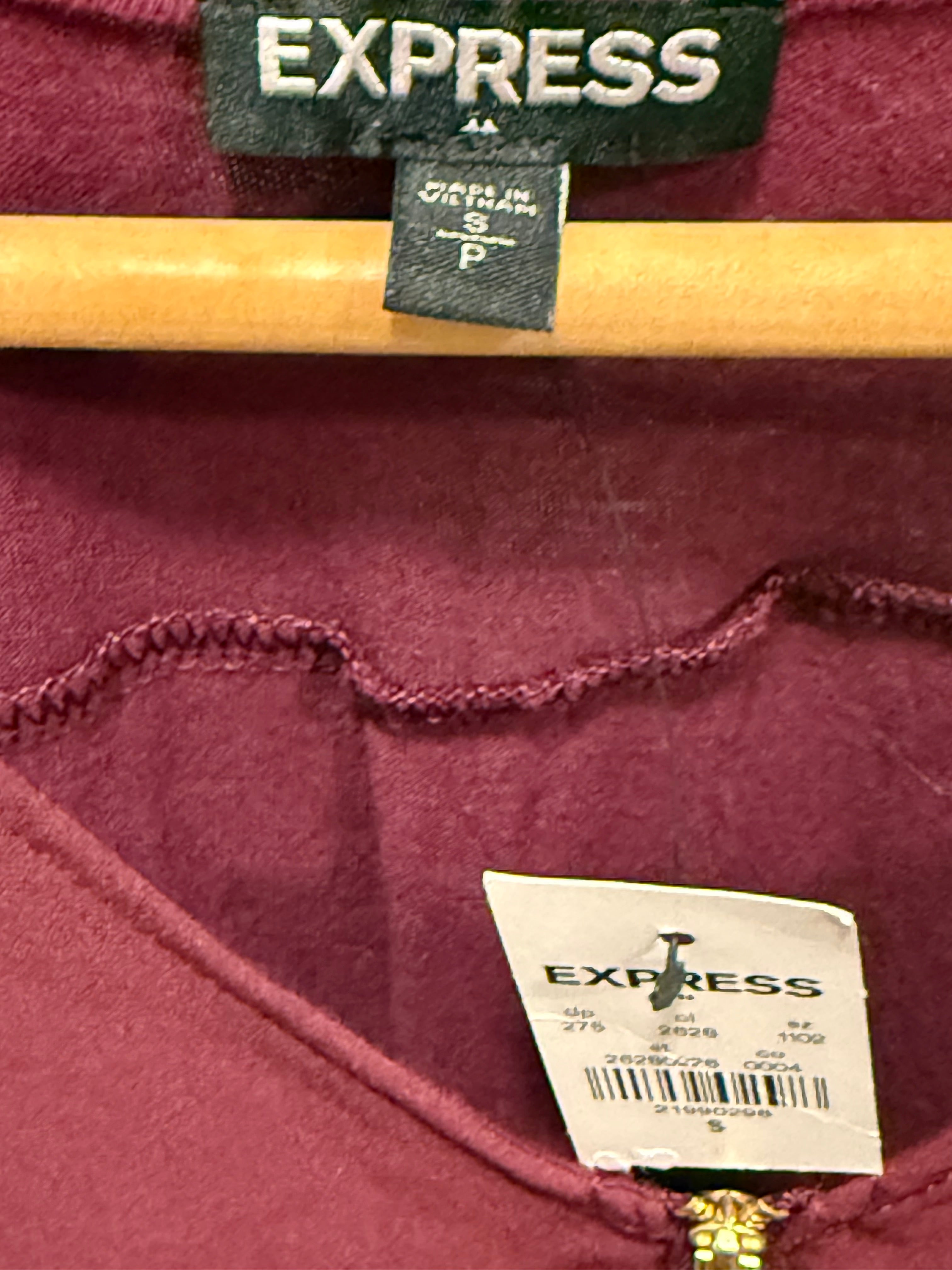 Express Floral Sleeveless Blouse Burgundy Zip Front NEW Size S