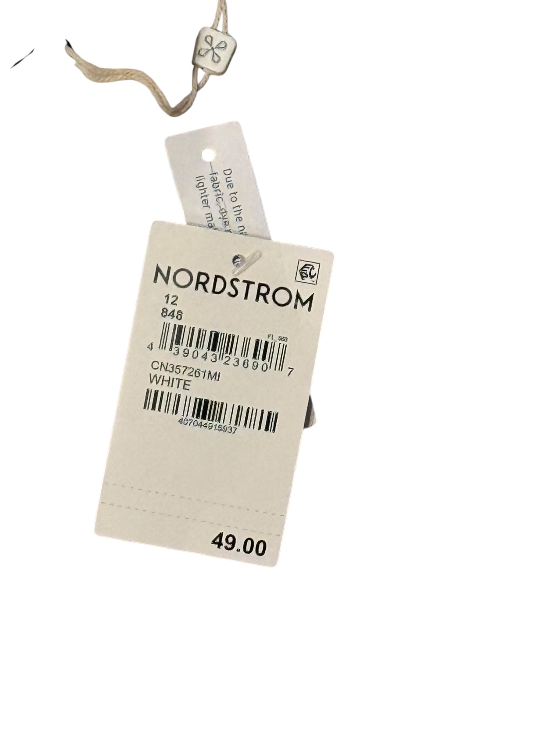 Nordstrom Caslon White Chino Shorts Women