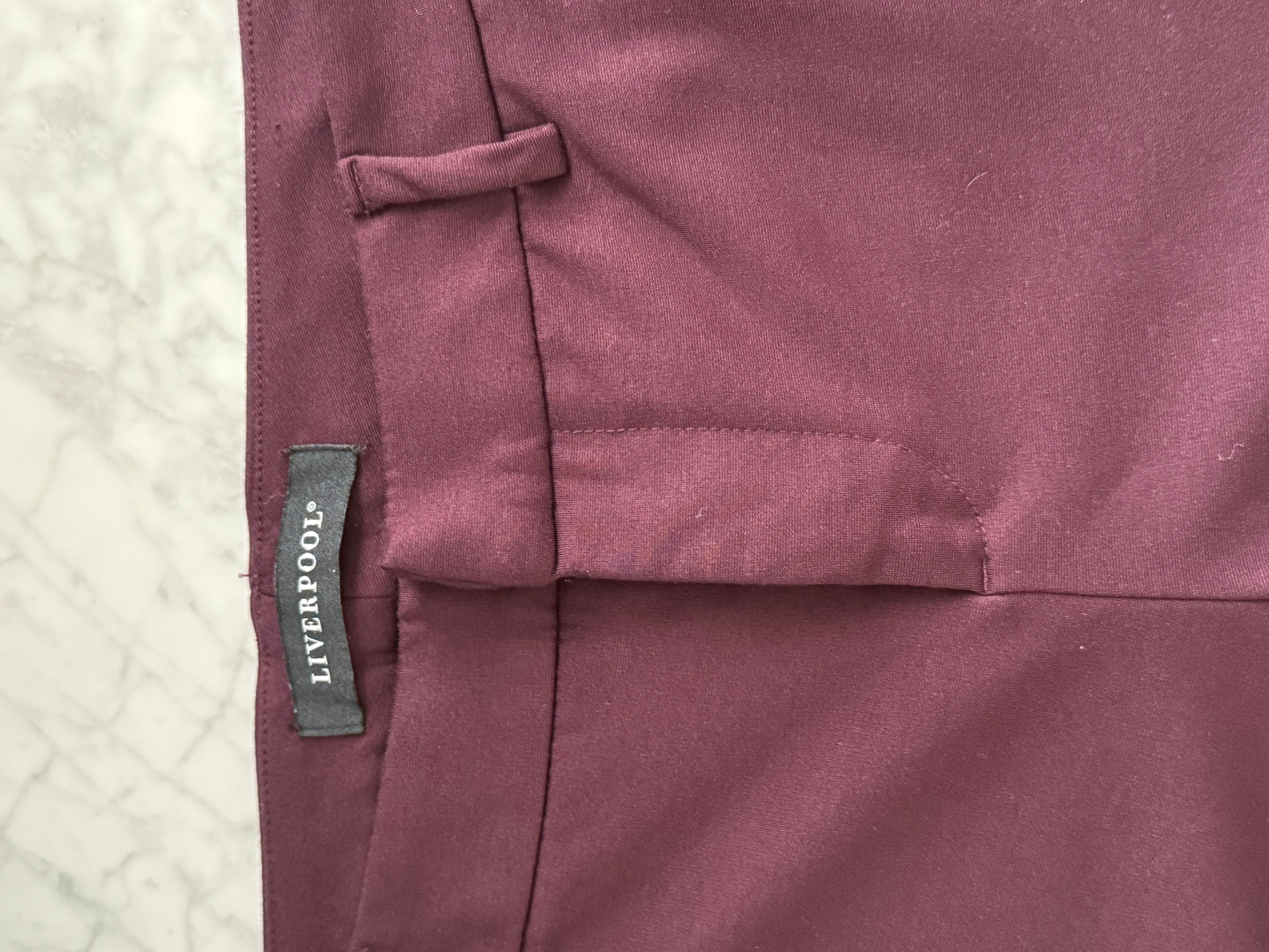 Liverpool Burgundy Ankle Dress Pants Slim Fit Women’s Size 6