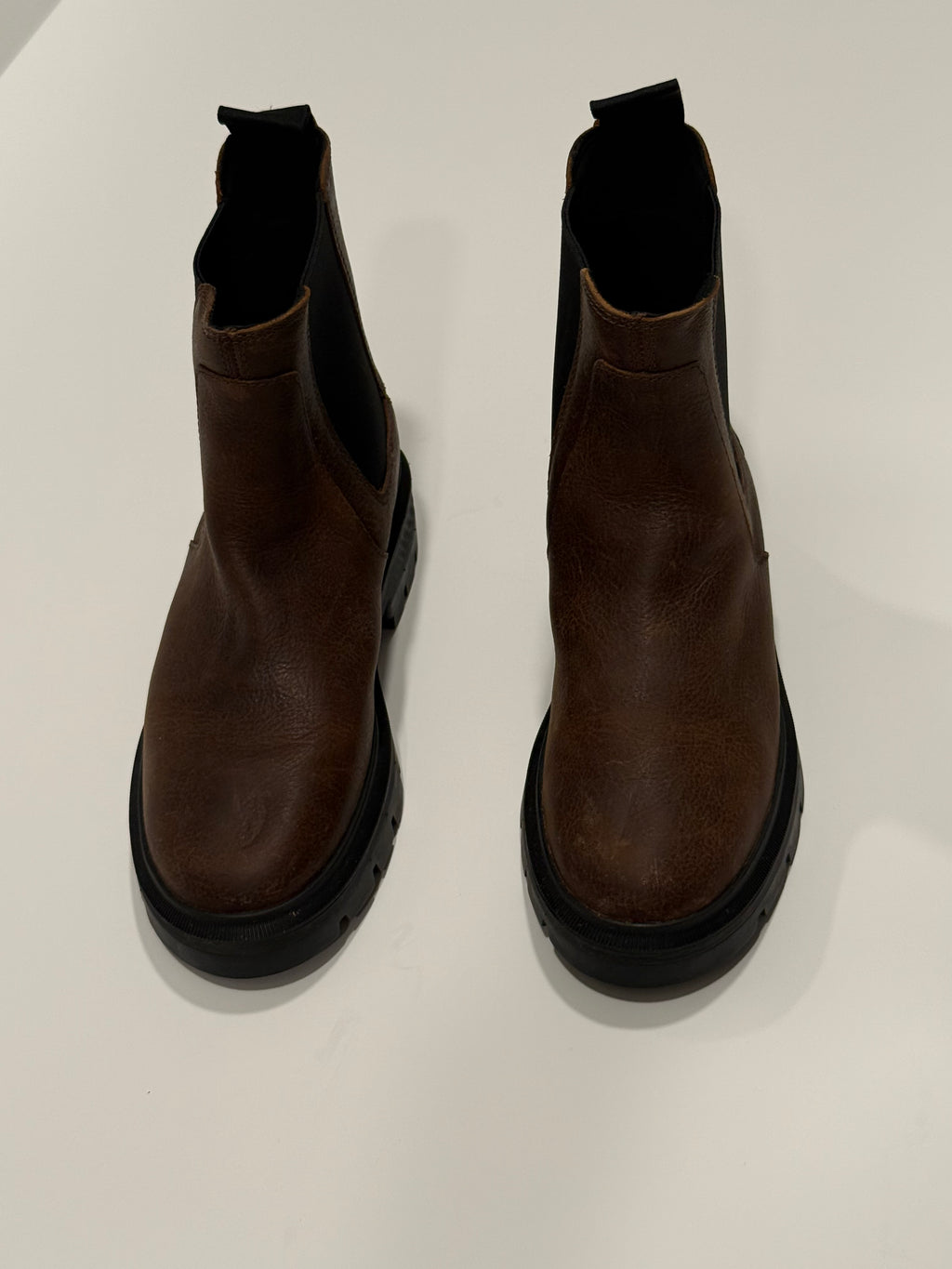 Timberland Brown Leather Chelsea Boots Lug Sole Pull-On Ankle Boots