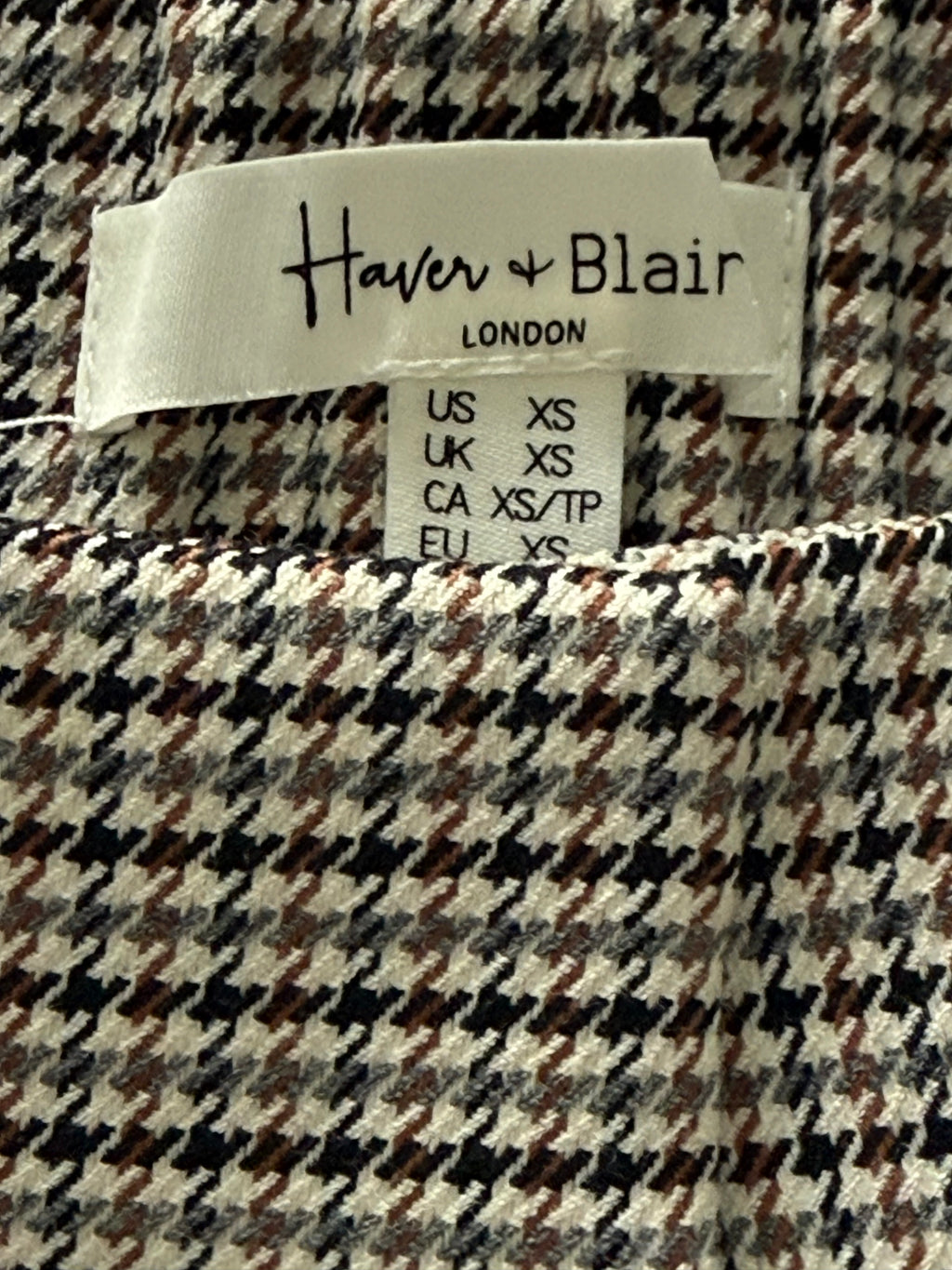 Haver + Blair London Houndstooth Tailored Pants – Classic Neutral Trouser XS