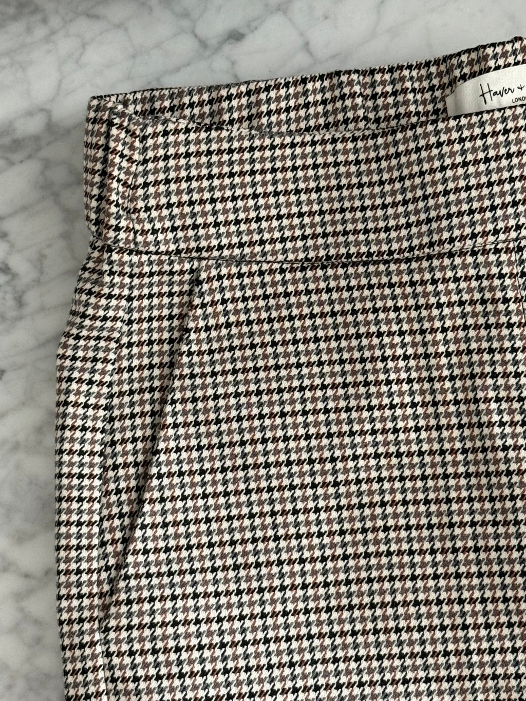 Haver + Blair London Houndstooth Tailored Pants – Classic Neutral Trouser XS